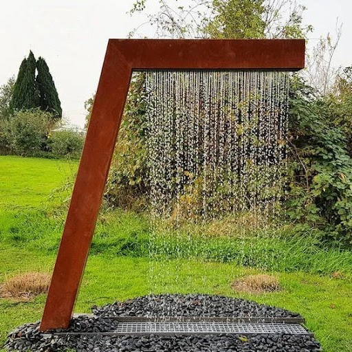 Modern weathering steel rain curtain water feature for outdoor landscaping Modern weathering steel rain curtain water feature for outdoor landscaping